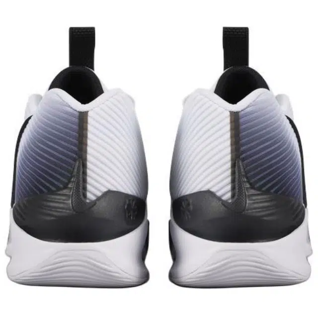 Nike G.T. Jump Academy EP