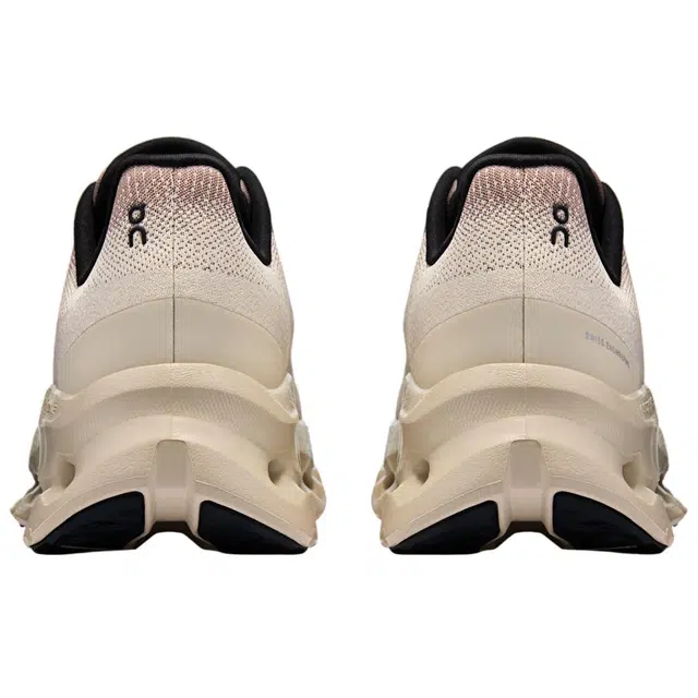 On Cloudtilt WMNS