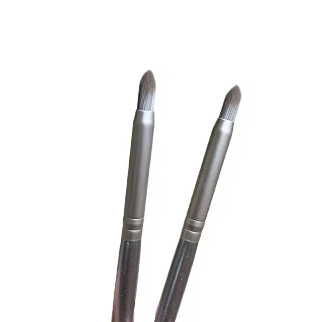 几多萌 精准遮瑕刷铅笔头锥形细节刷泪沟痘印小号遮暇化妆刷美妆工具