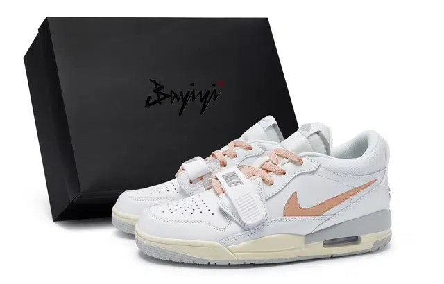Jordan Legacy 312 811