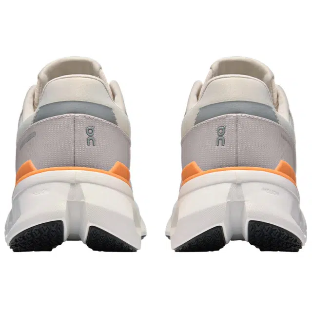 On Cloudrunner 2 WMNS
