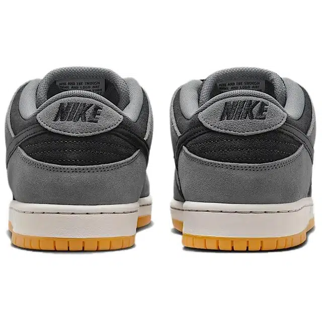 Nike SB Dunk LowDARK SMOKE GREY