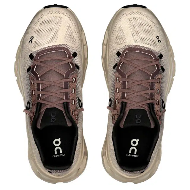 On Cloudtilt WMNS