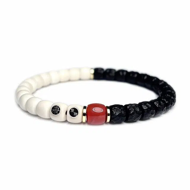 MOUNTAINS AND MANS 925