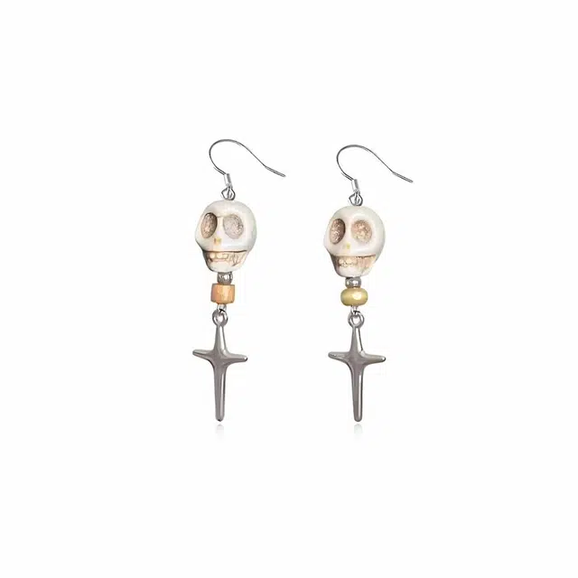 饰伴 幽骸圣印 炫酷 时尚复古 创意十字架骷髅新中式国潮轻者小 众设计冷淡风 日常通勤百搭 合金 耳环 男女同款情侣款