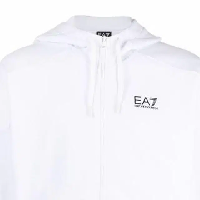 EMPORIO ARMANI SS23 Logo