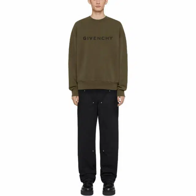 GIVENCHY SS23 Logo