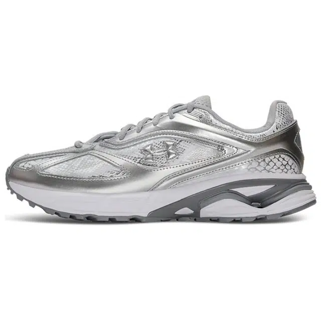 Under Armour Apparition