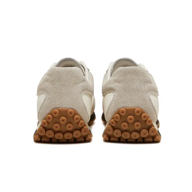 CAMEL ACTIVE
