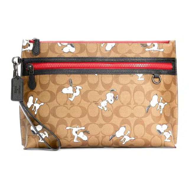 COACH x Snoopy Pouch Peanuts 30