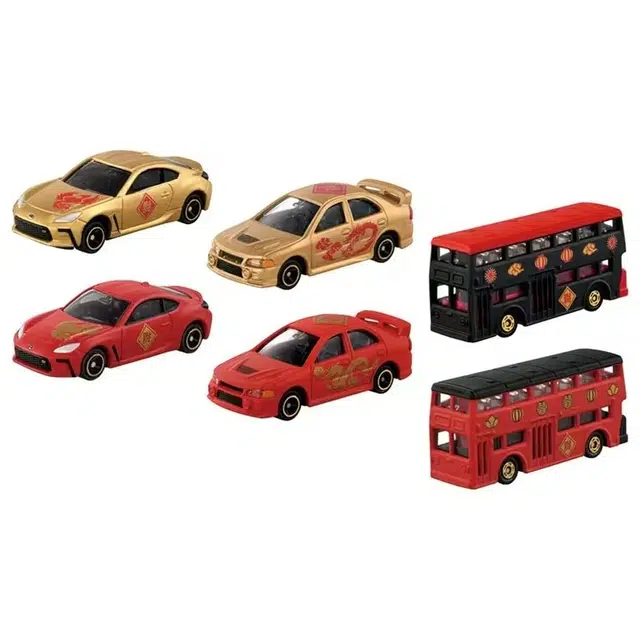 TAKARA TOMY 6
