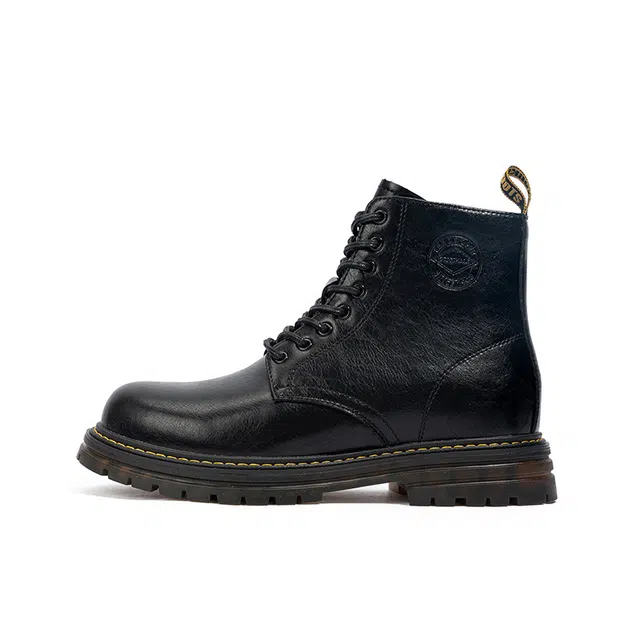 Lee Cooper