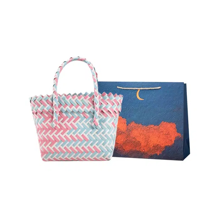 爱尔绅特 时尚简约编织包 草 手提包 常规 女款 粉配蓝/紫配绿/灰色/黑色/黄色/蓝色/粉色