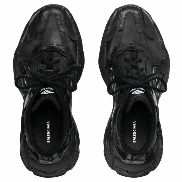 Balenciaga Monday