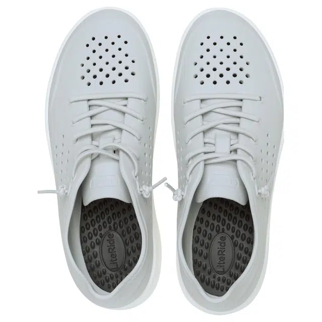 Crocs In Motion Pacer