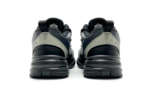 Nike Air Monarch 4 Mocha