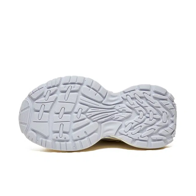 CAMEL ACTIVE