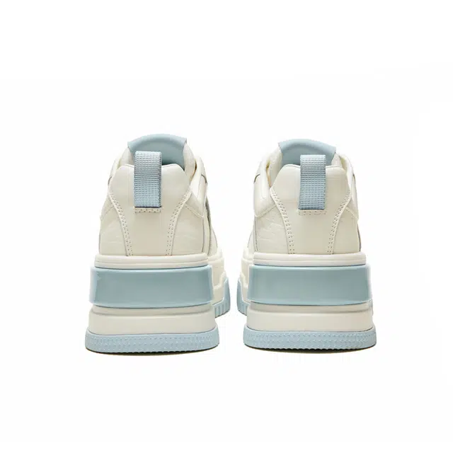 CAMEL ACTIVE