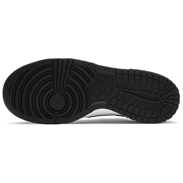 Nike Dunk "Frozen Berry"