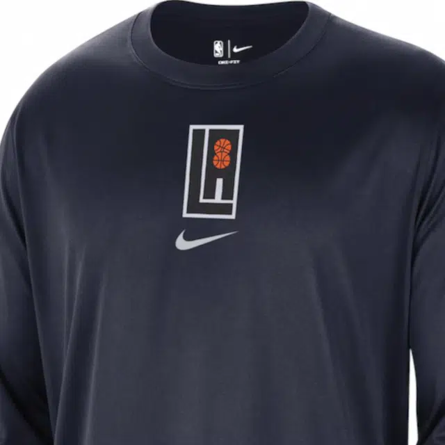Nike T