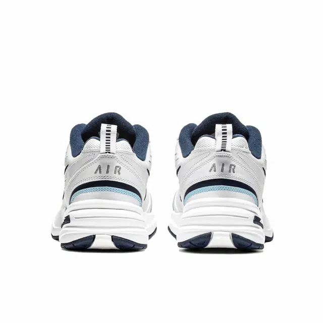 Nike Air Monarch 4