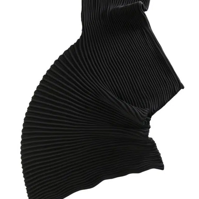 ISSEY MIYAKE T