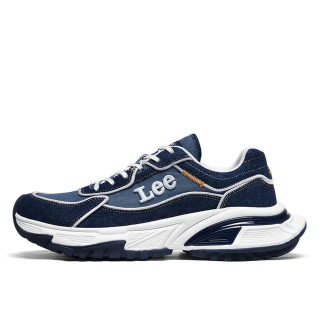 Lee