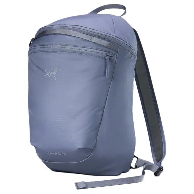25 Arcteryx Heliad 15L