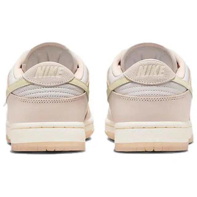 Nike Dunk Low Light Soft Pink
