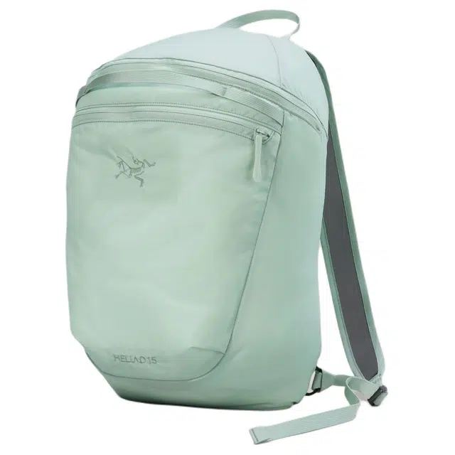 25 Arcteryx Heliad 15L
