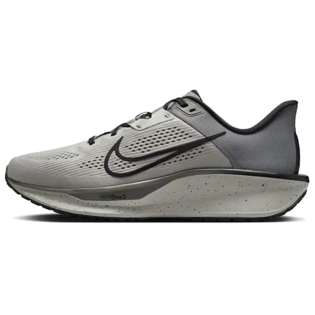 Nike Quest 6