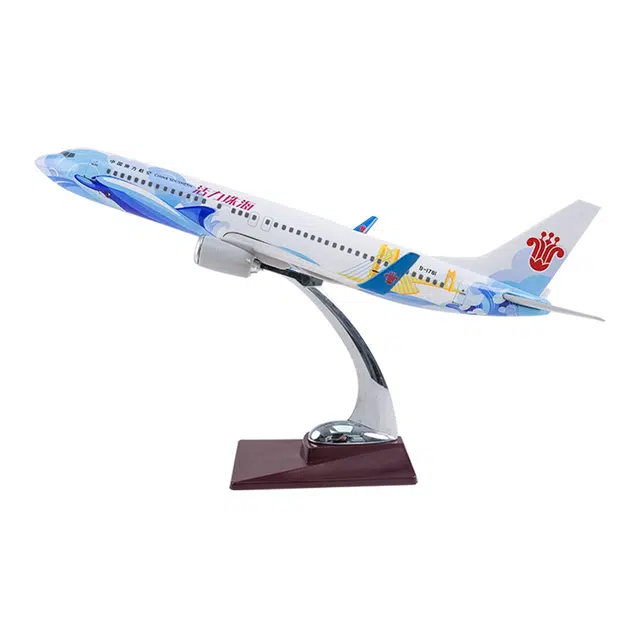 B737-