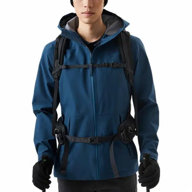 THE NORTH FACE
