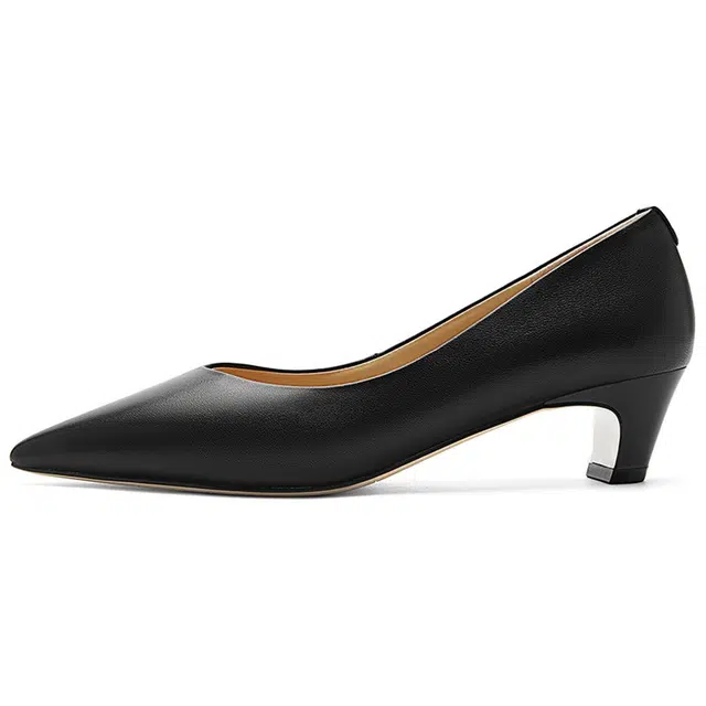NINE WEST