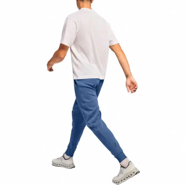 On Sweat Pants logo