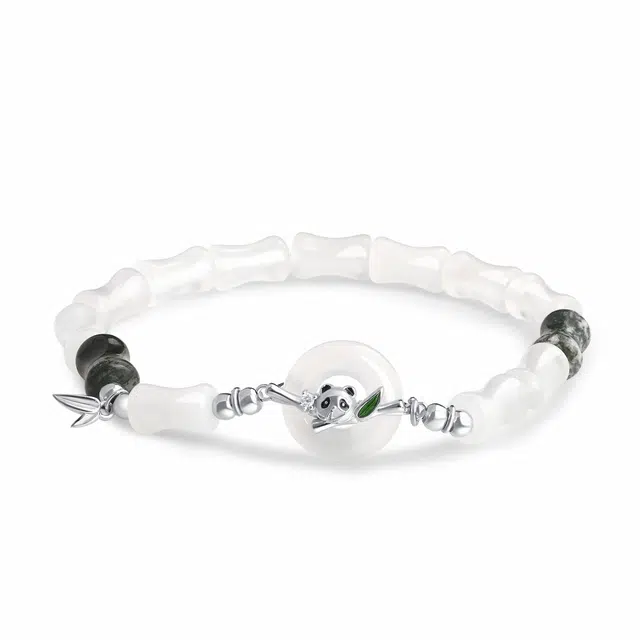 老凤祥 熊猫竹韵平安扣 竹抱平安国宝配色 招财纳福转运节节高升 高级感新中式竹节设计 百搭通勤国潮风#好运 玉髓 玉石手串 女款