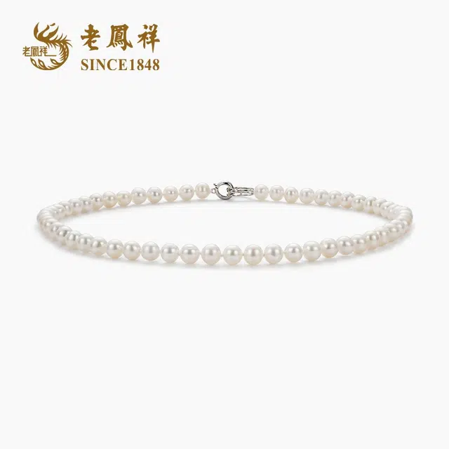 老凤祥 心意爱心 淡水珍珠 项链 女款