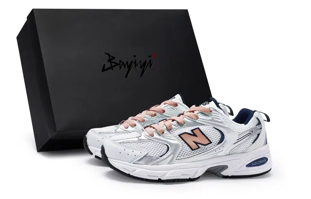 New Balance 530 White Silver