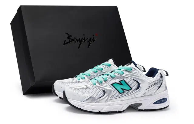 New Balance 530 White Silver