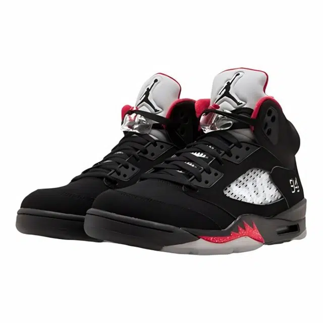 Supreme x Jordan Air Jordan 5 Retro Black