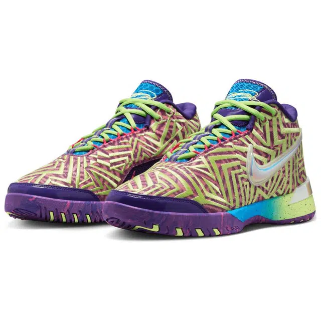 Nike LeBron NXXT Gen Genisus ViotechHyper Pink