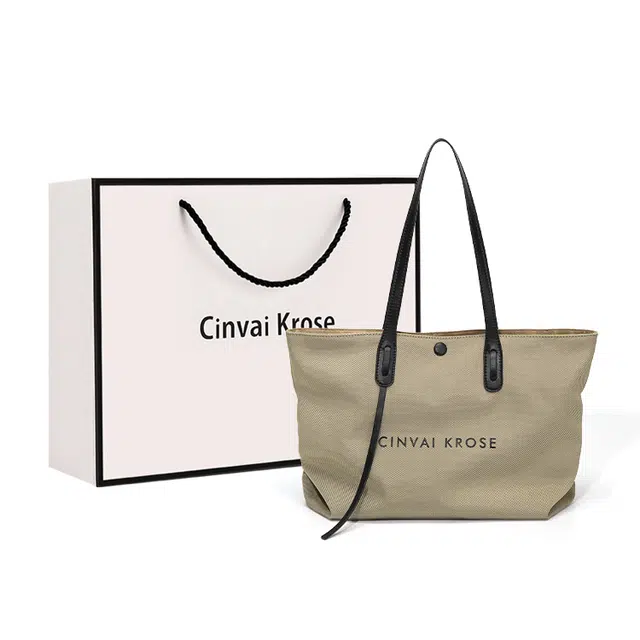 CinvaiKrose Tote
