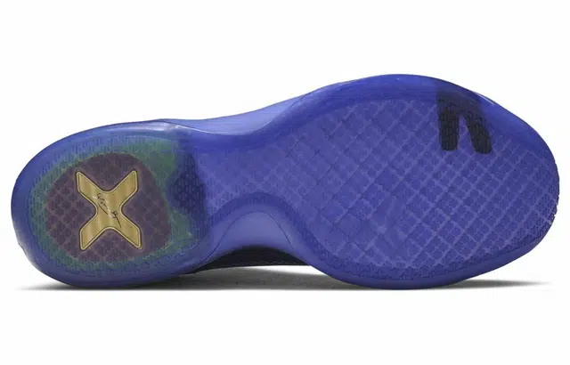 Nike Kobe 10 "Blackout" 10