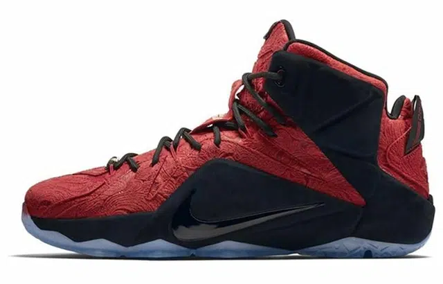 Nike Lebron 12 EXT King's Cloak 12