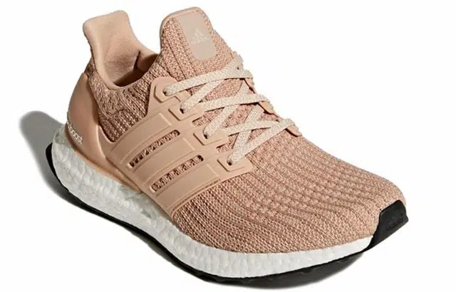 adidas Ultraboost 4.0