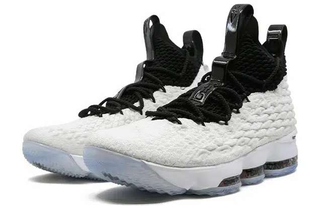 Nike Lebron 15 Graffiti 15