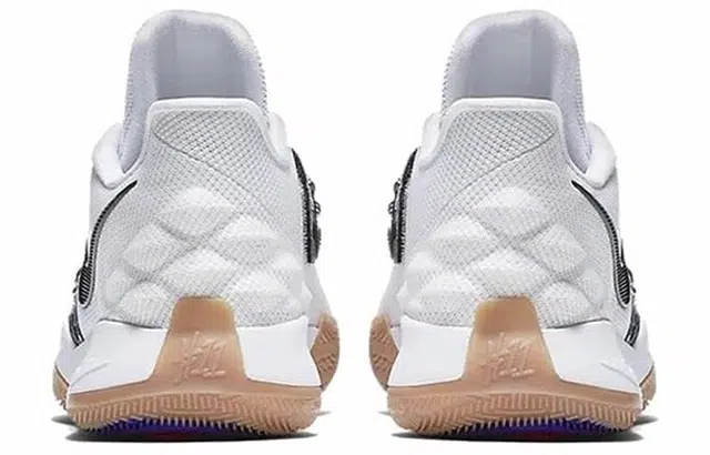 Nike Kyrie Low 1