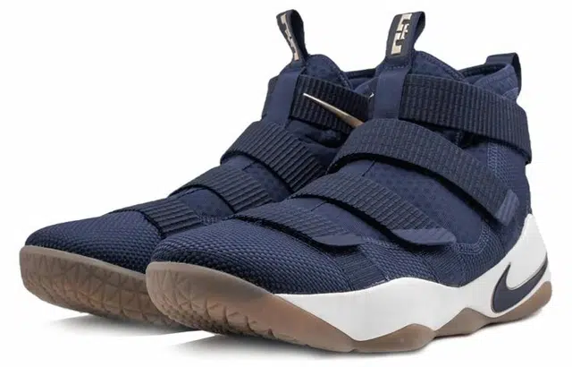 Nike zoom soldier 11 Cavs EP 11