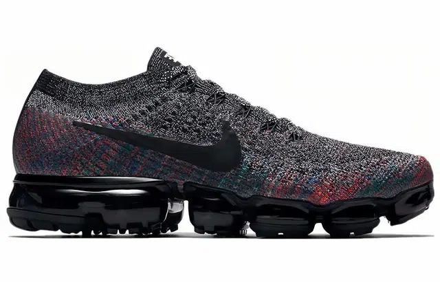 Nike Vapormax CNY