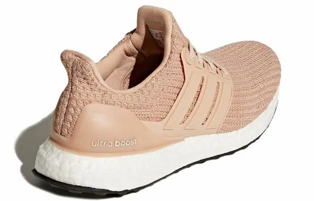adidas Ultraboost 4.0
